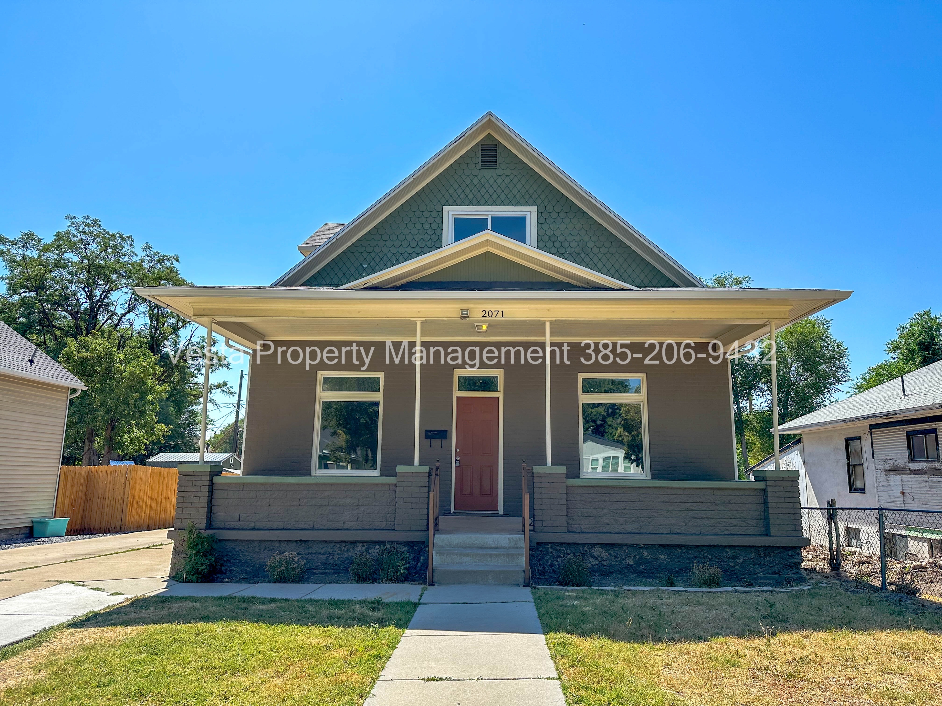 2071 Jefferson Avenue