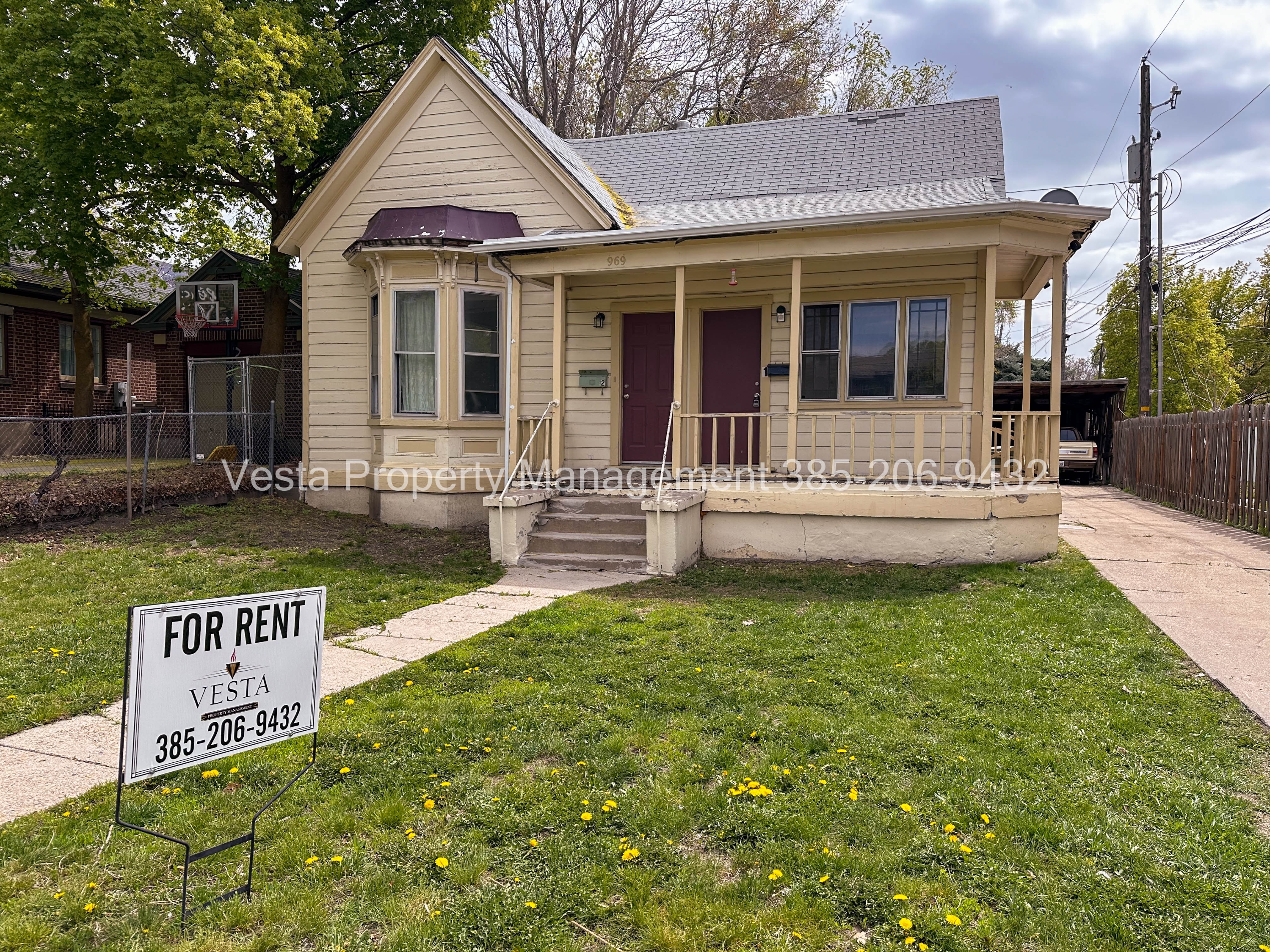 969 25th Street - 1