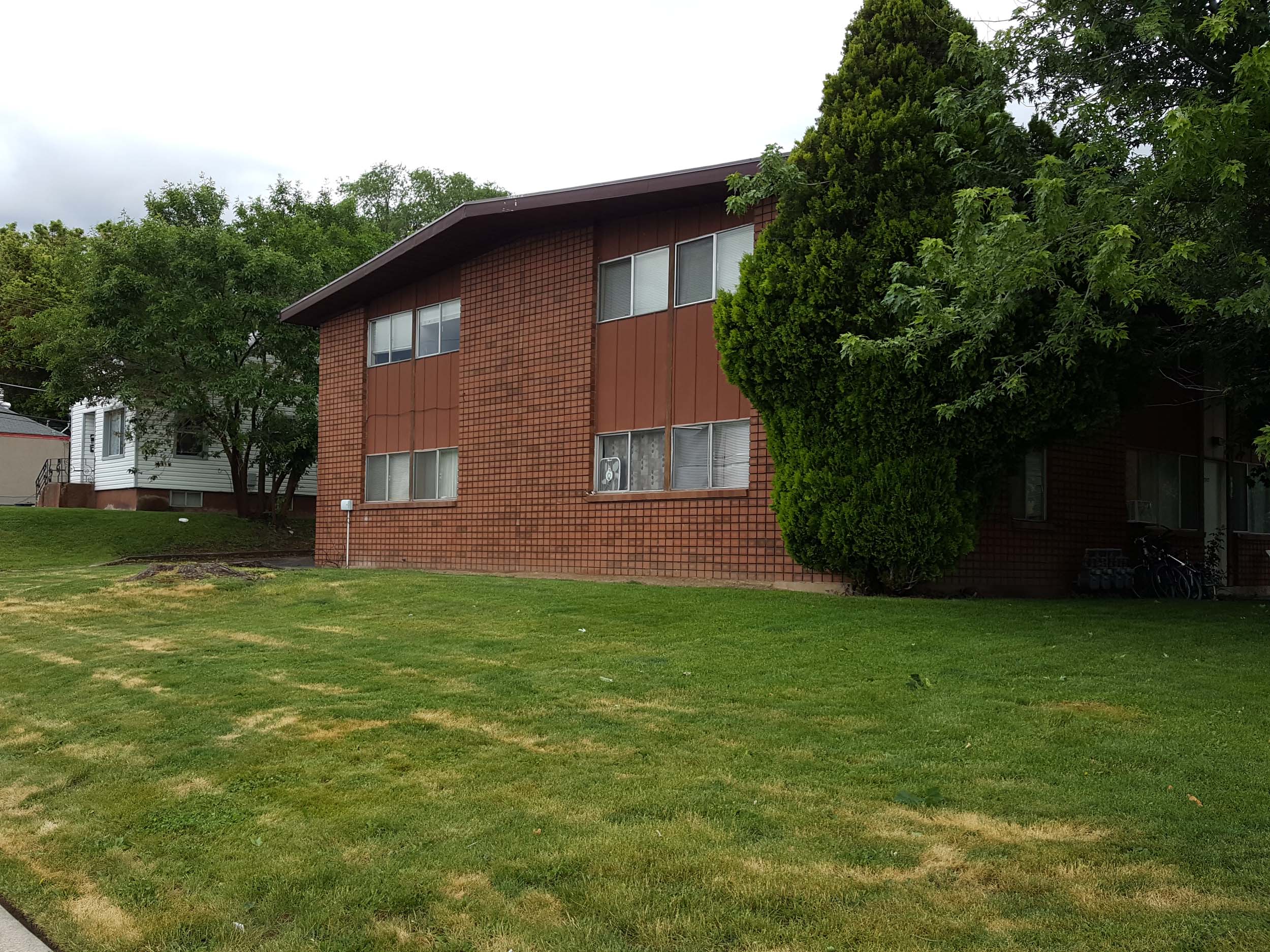 3704 Grant Ave. - 3714